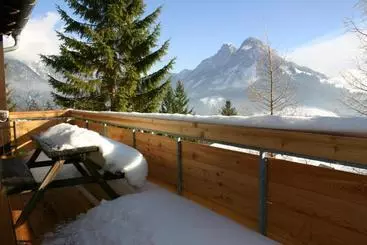 Hotel Ferienwohnung Montania