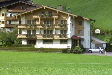 酒店 Landhaus Tirol