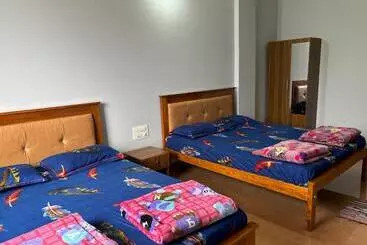 Hotel Sri Swarna Darvi Lodge Horanadu