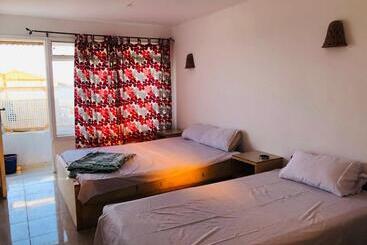 تختخواب و صبحانه فللبررر