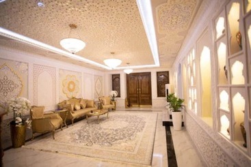 Hotel Gur Emir Palace