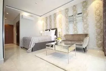 Hotel Mirage Residences   Studio Unit