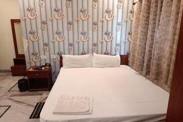 Hotel Staymaker The Splces Bidhannagar