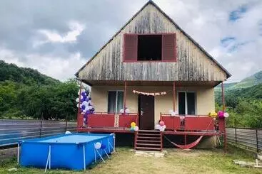 پانسیون Guest House Racha