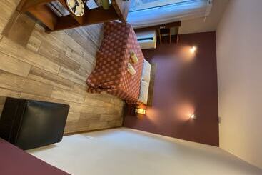 מלון דירות Vila Tamu