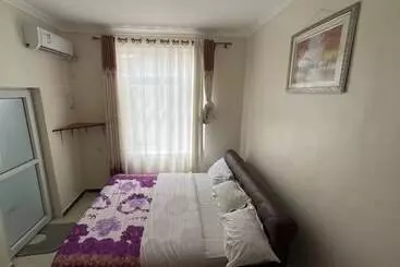 Majatalo Lao Tangren Guest House