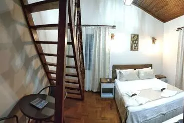 Trend çeşmealtı Hotel & Lounge