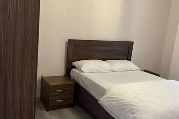 Aparthotel Tsira Suite