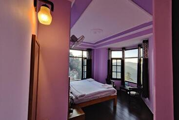 Pension Aarika B&b Near Mall Road