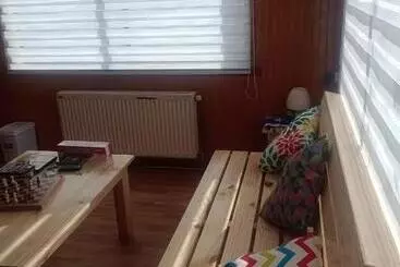 Retkeilymaja Isla Yu Backpacker