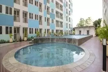 Hotel Collection O 93386 Apartemen Grand Sentraland By Mira