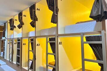 Kapselhotell Longdoo Hostel