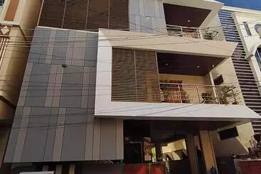 Hotel Fabexpress 7 Hills Home Stay