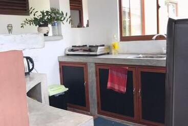Pensió Imesh Guest House