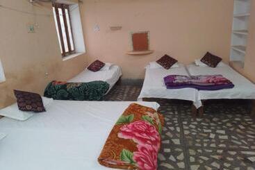 Pensão Shree Kashi Vishwanath Paying Guest House