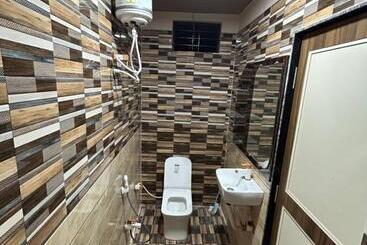 Hotel New Agrawal Pudi Bhandar