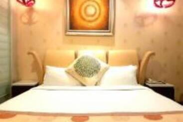 هتل Pal Heights Mantra Bhubaneshwar