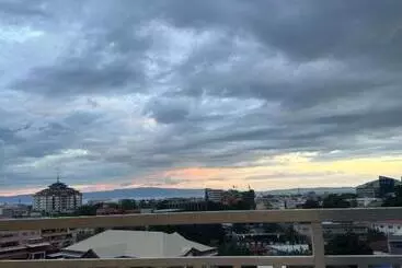 アパートホテル 1bedroom Suite @ Mesatierra Garden Residences