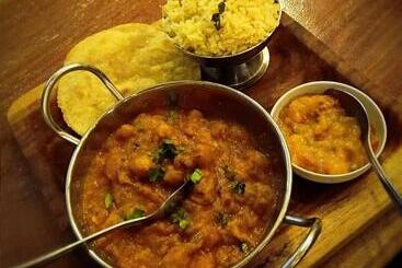 هاستل Raindance