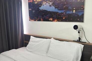 Pensjonat คอนโด ย่านรังสิต คลอง 1