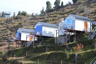 Resort Nivriti Stays