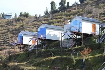 リゾートホテル Nivriti Stays