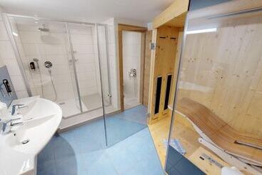 Hotel Pension Bergkristall