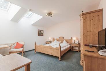 酒店 B&b Zur Schanz