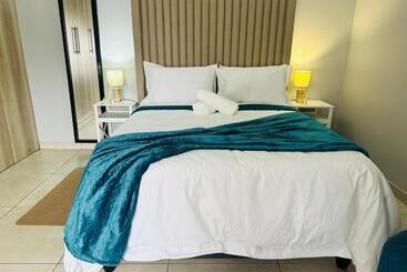 צימר Royal Mansion Lodge