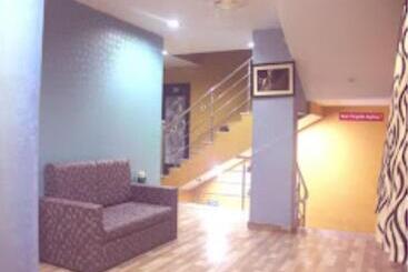 Hotel Bhaktavatsal Tuljapur