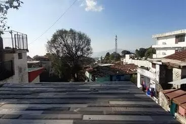 هتل Lansblue