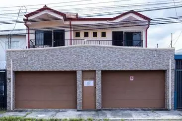 پانسیون Viva Guest House