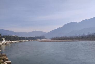 פנסיון Tripta Guest House