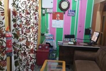 پانسیون Wani Guest House