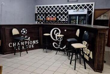 Hotel Hurma гостиница хостел кафе бар