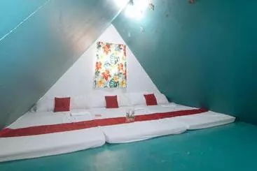 Hotel Reddoorz @ Cristina S Hideaway Resort Tanay