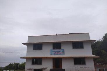 בית מלון כפרי Shidori Foods