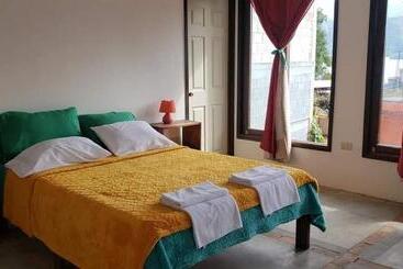 پانسیون Casa Linda