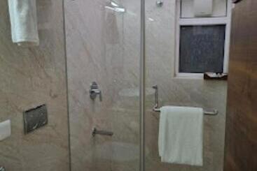 Hotel Daani Continental Imphal