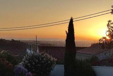 膳宿费 Nazaré Wsl Experience 2025