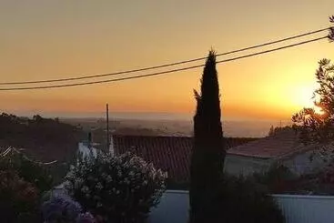 ペンション Nazaré Wsl Experience 2025