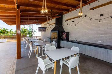 Hotel Hospedaje Caleta Grau