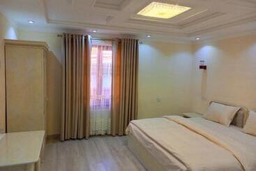 בית מלון כפרי Dari Zanjir