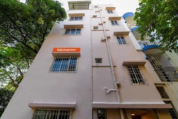 Pensió O Golden Palace