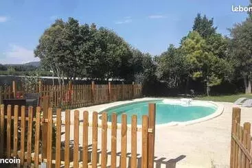 Bed & Breakfast Chambres D Hôtes Et Cuisine Commune, Domaine Les Peupliers, Lagnes