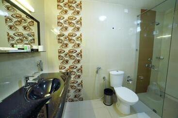 Munnar Tea Hills Resort Chitthirapuram