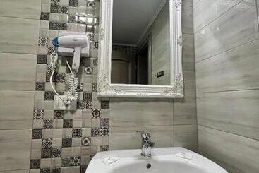 Pensionat Matei Moieciu De Sus