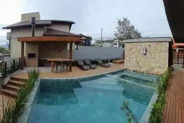 アパートホテル Pousada Kirana