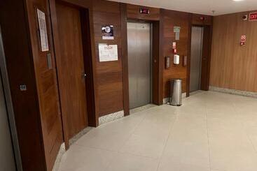 公寓式酒店 Flat Boulevard Side 2104 Altissimo Padrão Com Lazer