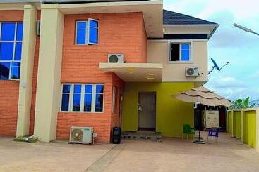 هتل Chefsplace Lounge And Pavilion